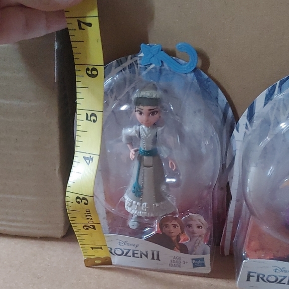 Disney Frozen II Dolls Set Blue and Purple - Picture 2 of 2